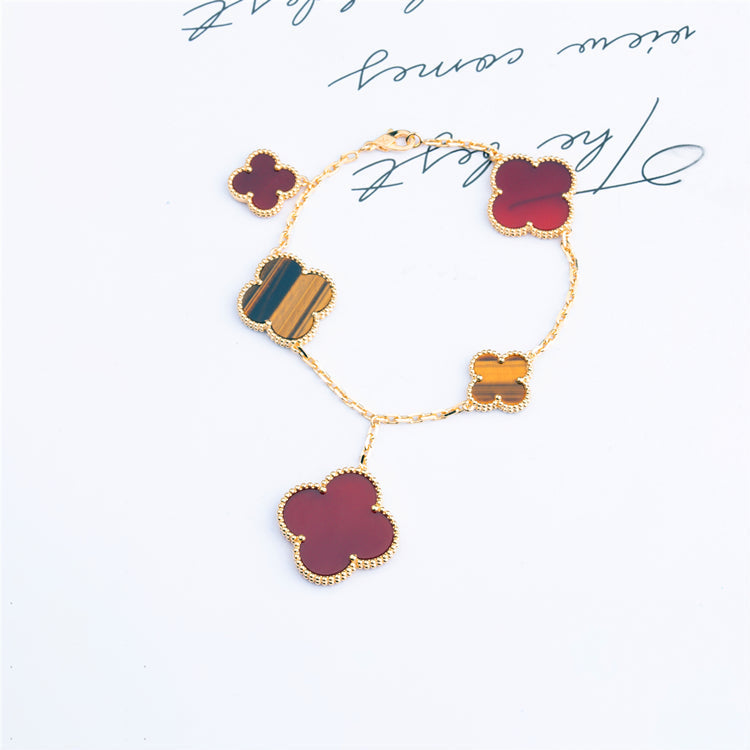 ¡®Jewelicorn¡¯CLOVER BRACELET 5 MOTIFS CARNELIAN TIGER EYE