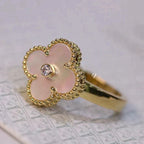 ¡®Jewelicorn¡¯CLOVER PINK MOP RING GOLD DIAMOND