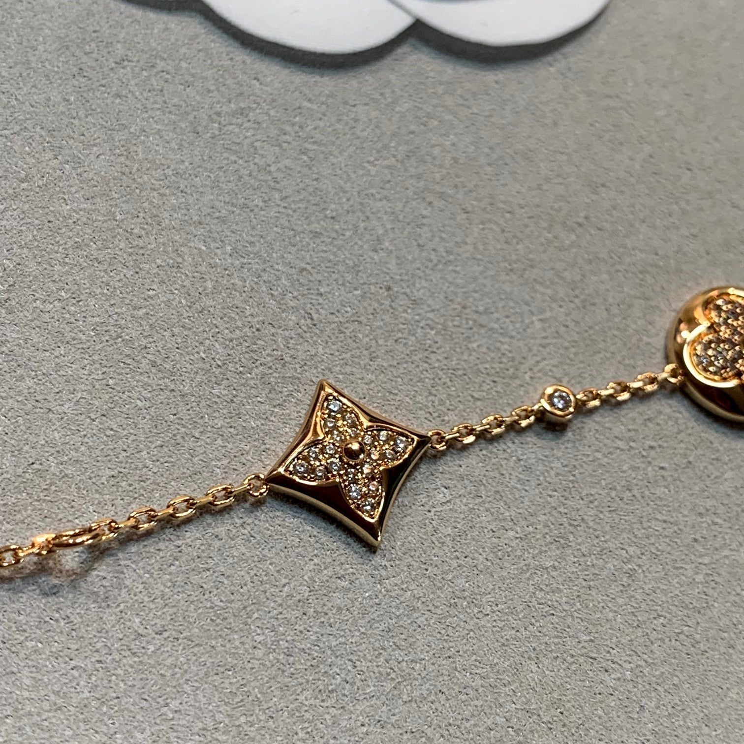 ¡®Jewelicorn¡¯STAR AND SUN 4 MOTIFS GOLD DIAMONDS BRACELET