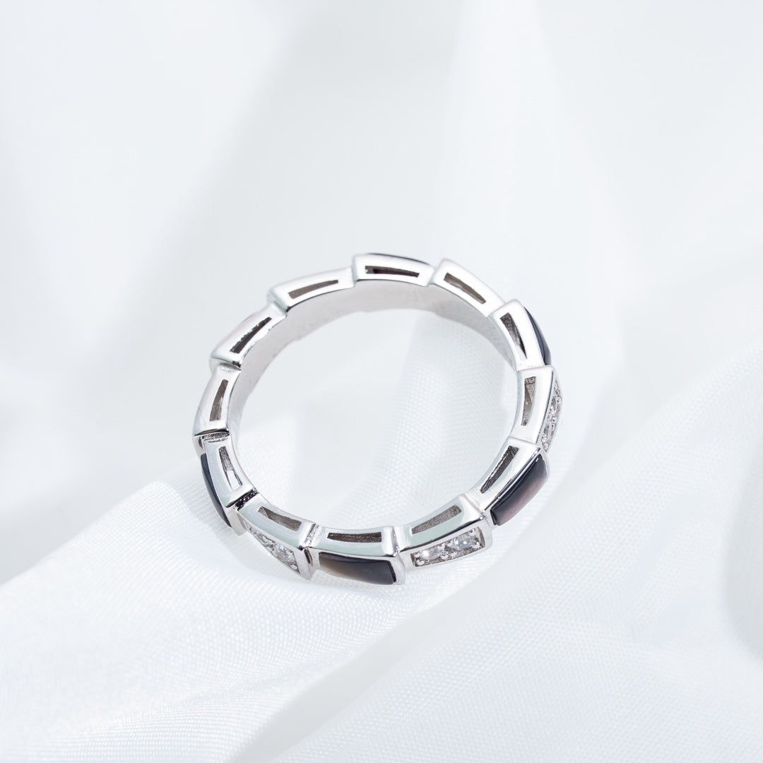 ¡®Jewelicorn¡¯SERPENTI RING SILVER  DIAMOND BLACK MOP 3MM