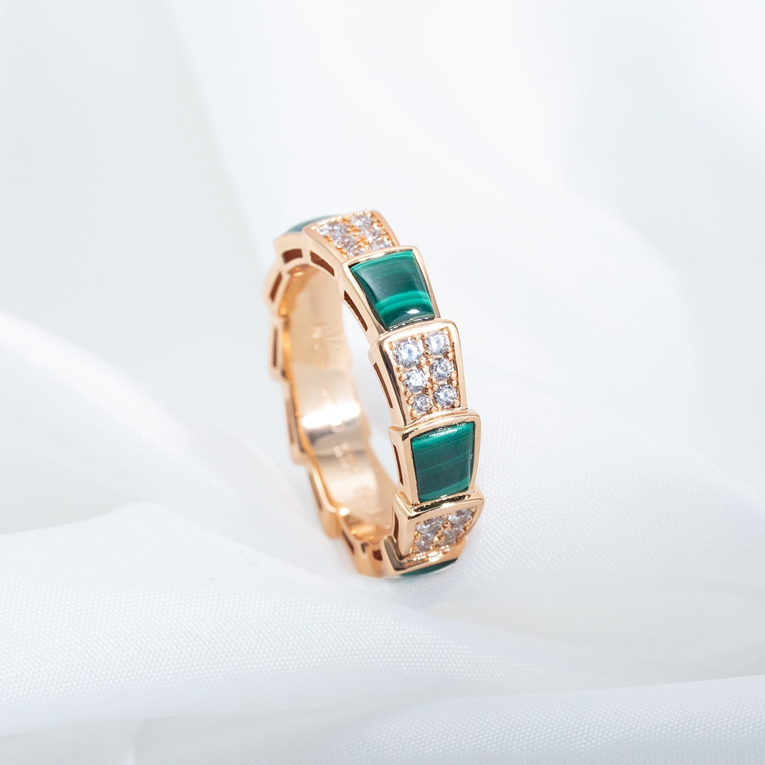 ¡®Jewelicorn¡¯SERPENTI RING PINK GOLD MALACHITE DIAMOND PAVED 4MM