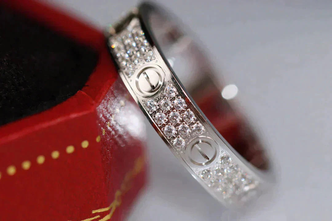 ¡®Jewelicorn¡¯LOVE RING 3.6MM DIAMOND PAVED