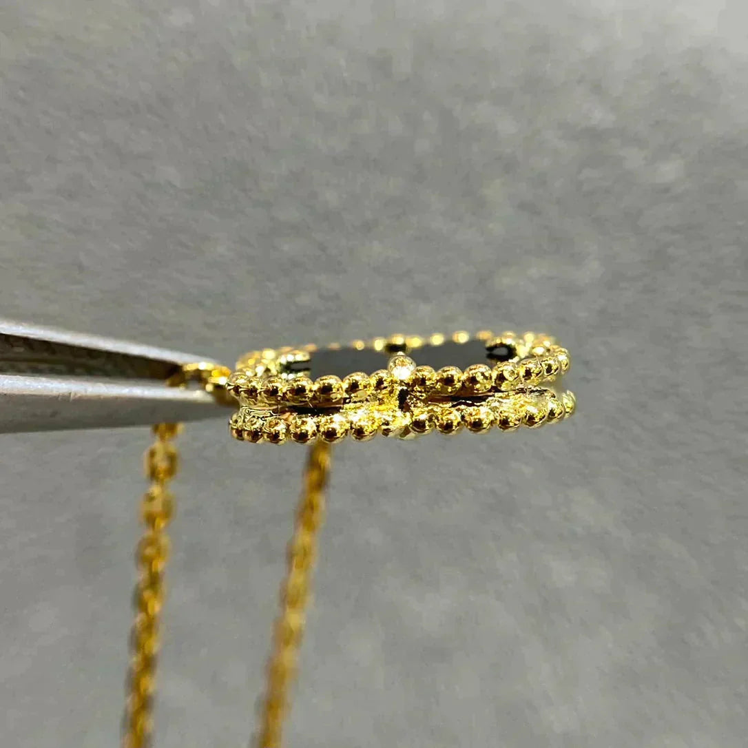 ¡®Jewelicorn¡¯CLOVER 15MM BLACK ONYX SINGLE FLOWER NECKLACE