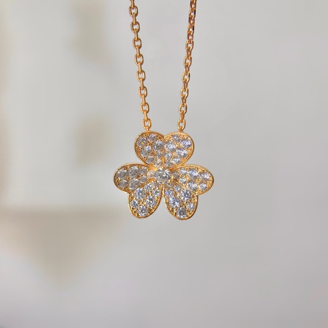 ¡®Jewelicorn¡¯FLOWER DIAMOND NECKLACE