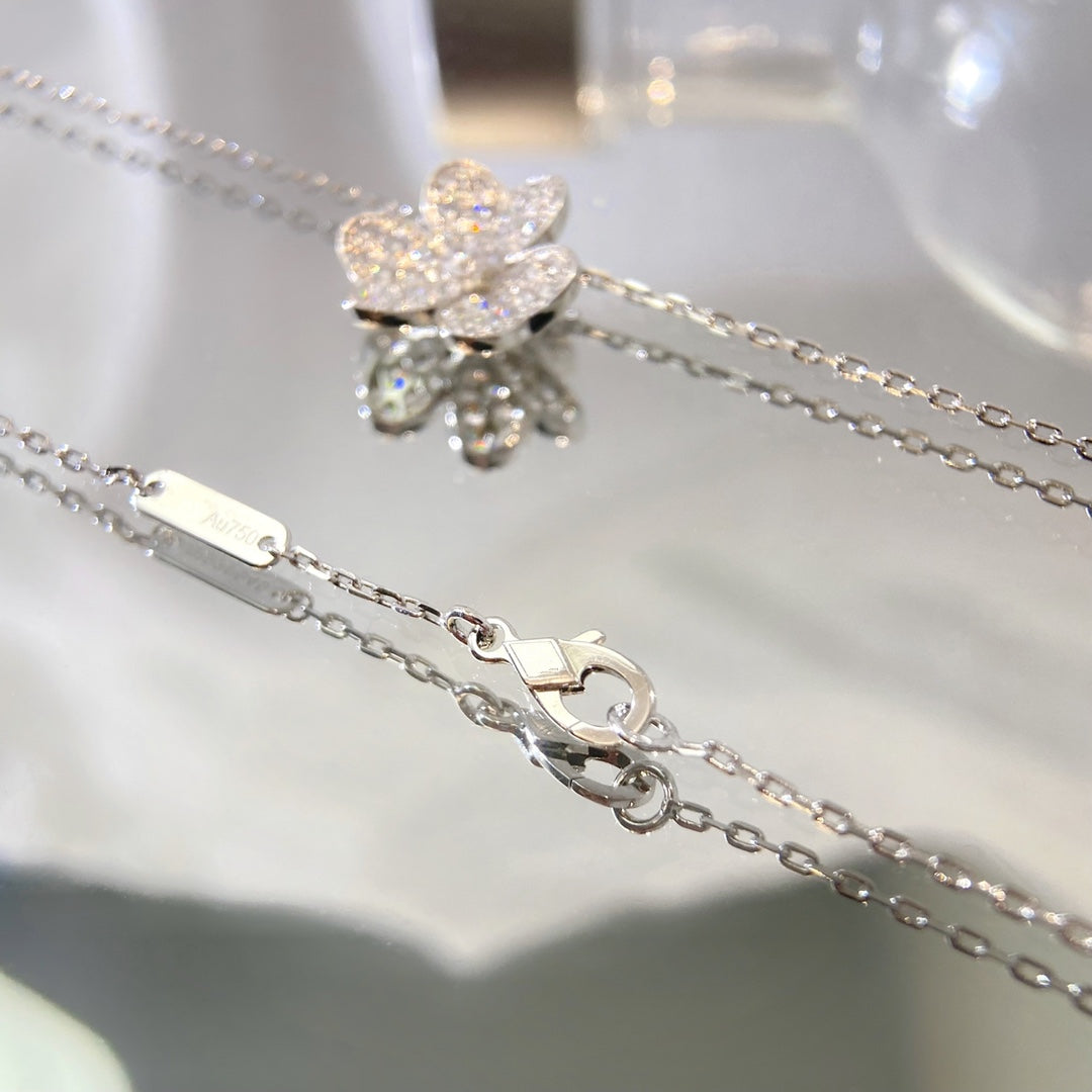 ¡®Jewelicorn¡¯FLOWER DIAMOND NECKLACE