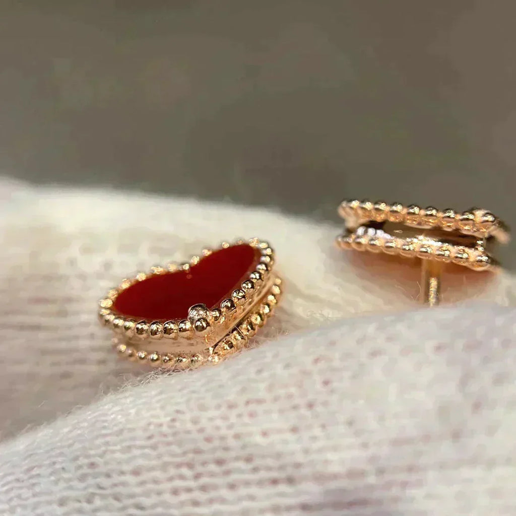 ¡®Jewelicorn¡¯HEART CARNELIAN STUD EARRINGS