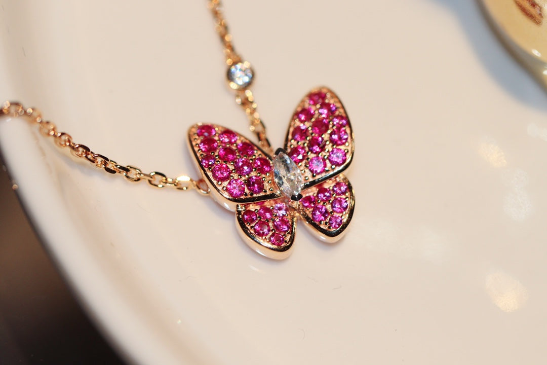 ¡®Jewelicorn¡¯BUTTERFLY RED DIAMOND ROSE GOLD NECKLACE