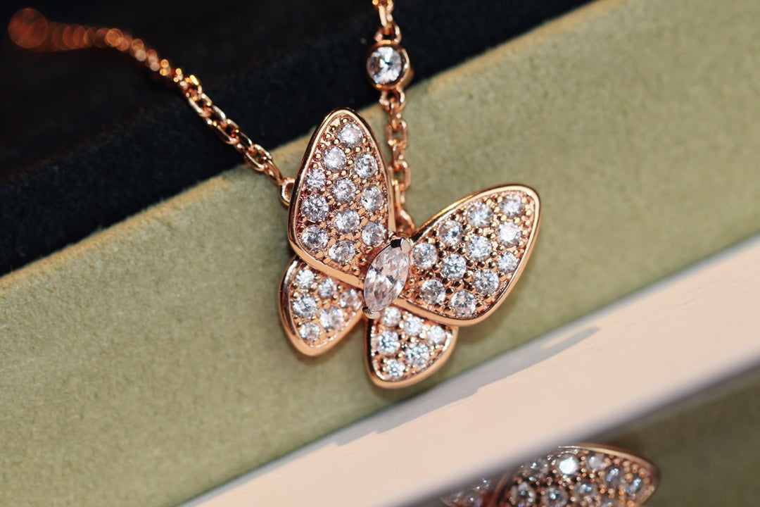 ¡®Jewelicorn¡¯BUTTERFLY DIAMOND NECKLACE
