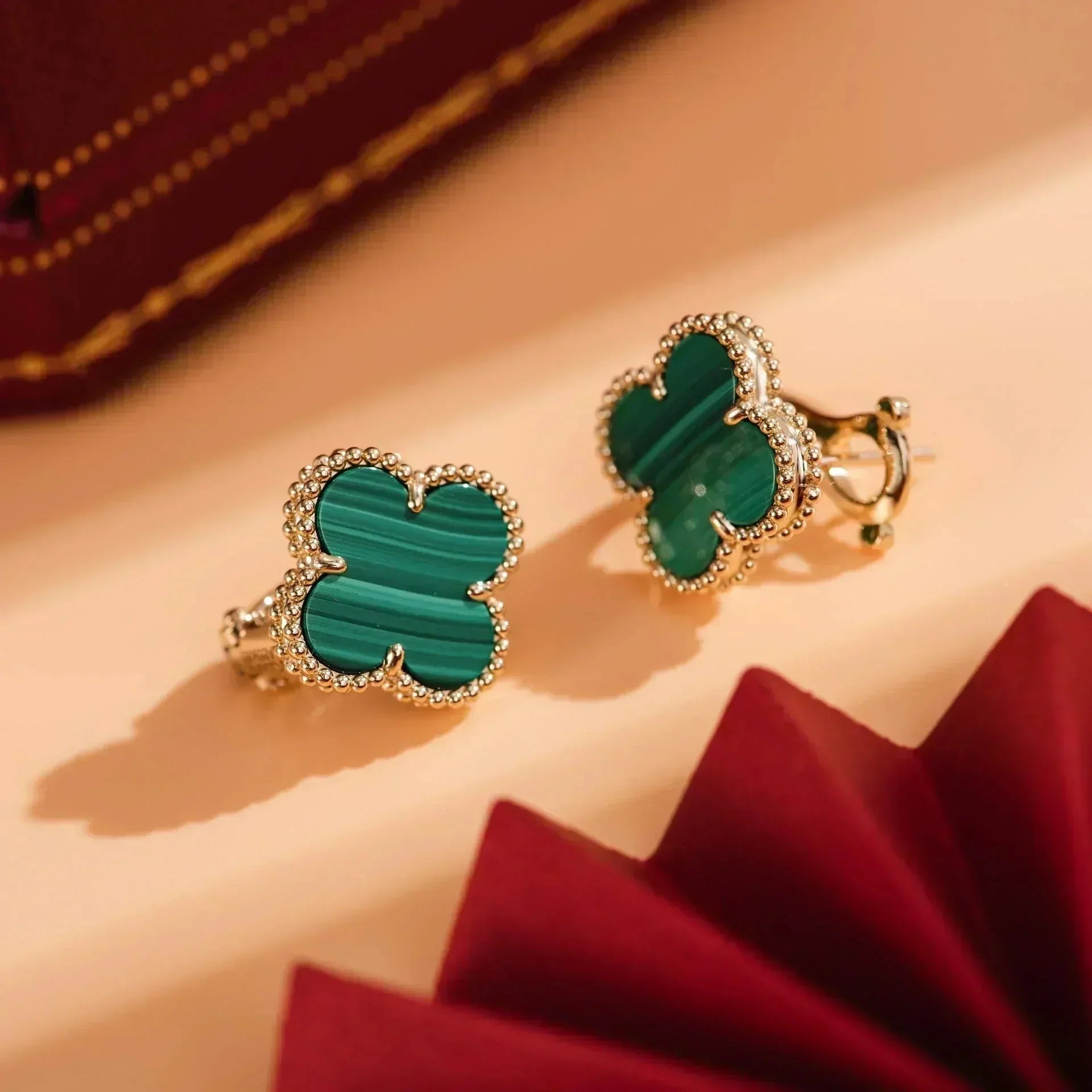 ¡®Jewelicorn¡¯CLOVER MEDIUM 1 MOTIFS MALACHITE  EARRINGS