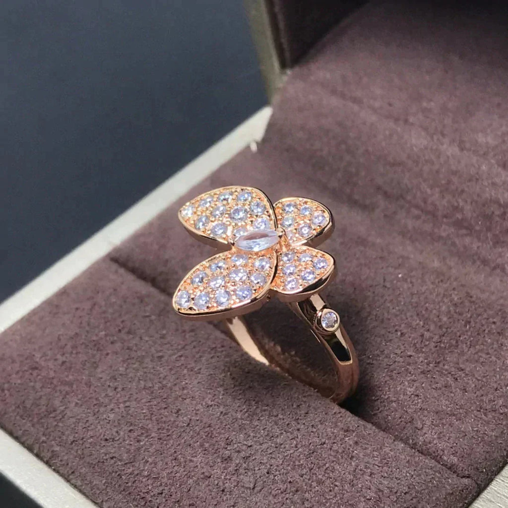 ¡®Jewelicorn¡¯BUTTERFLY PINK GOLD DIAMOND RING