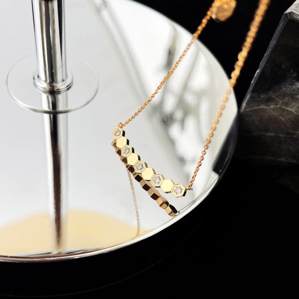 ¡®Jewelicorn¡¯BEE MY LOVE DIAMOND NECKLACE