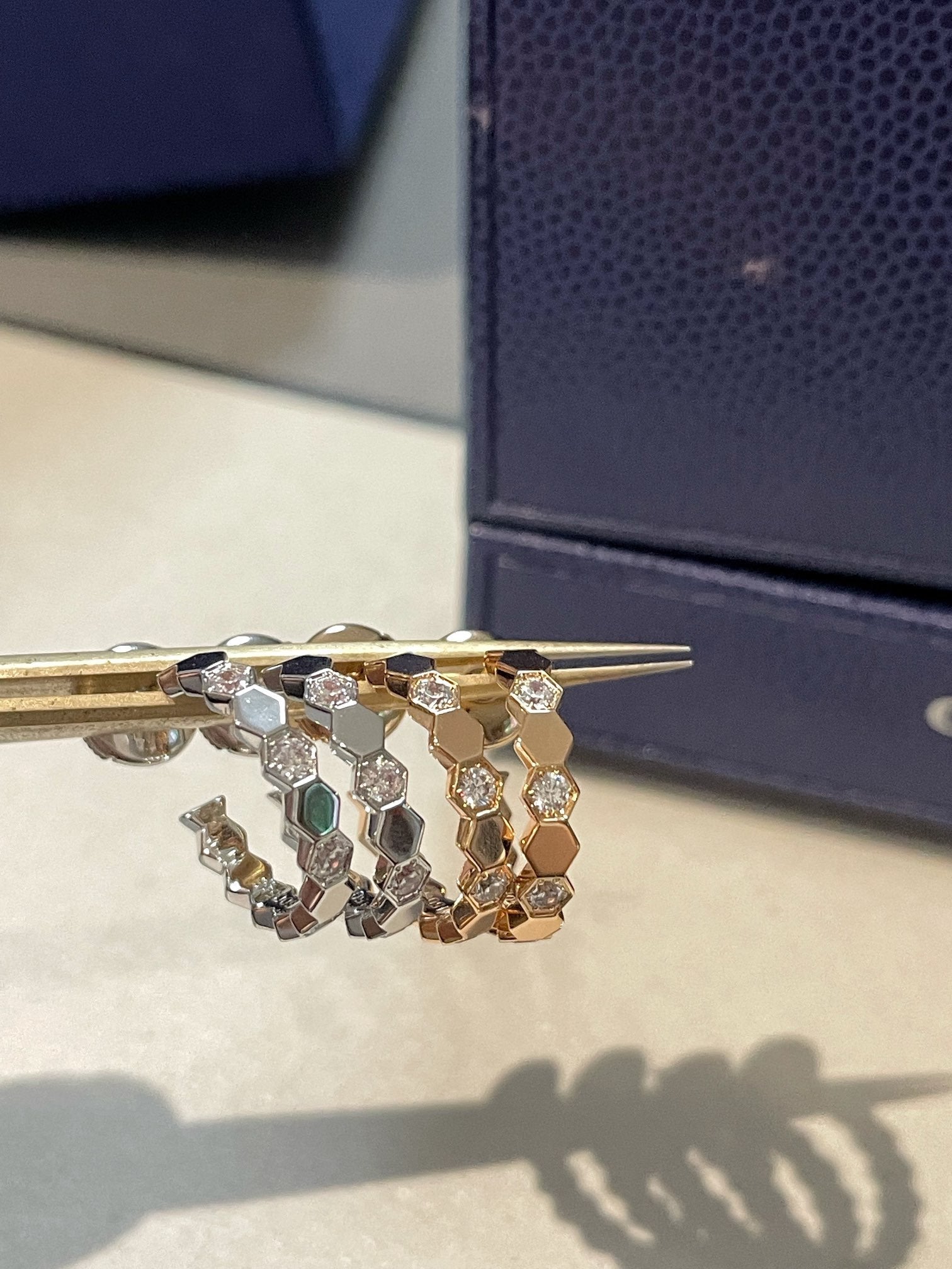 ¡®Jewelicorn¡¯Hollow Design Four-Leaf Clover Flower Shape Ring