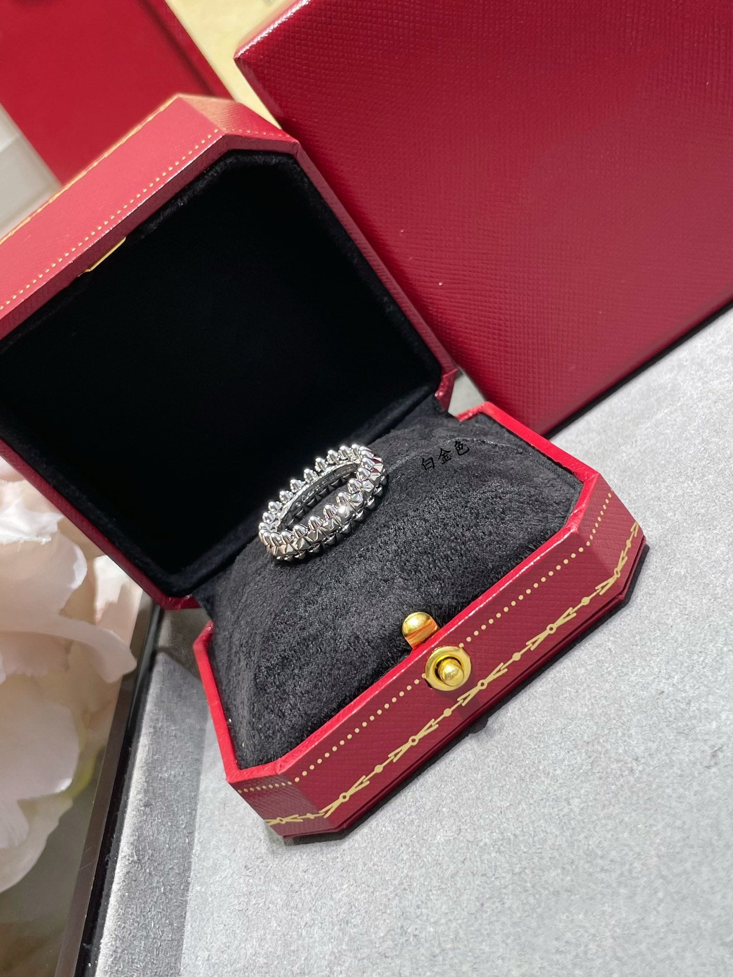 ¡®Jewelicorn¡¯CLASH 5.5MM RING