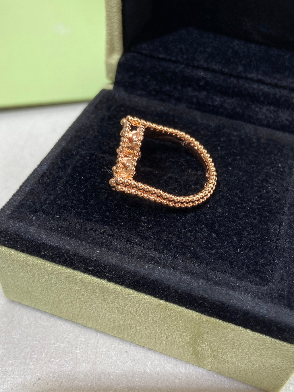 ¡®Jewelicorn¡¯CLOVER RIVERSIBLE ROSE GOLD RING