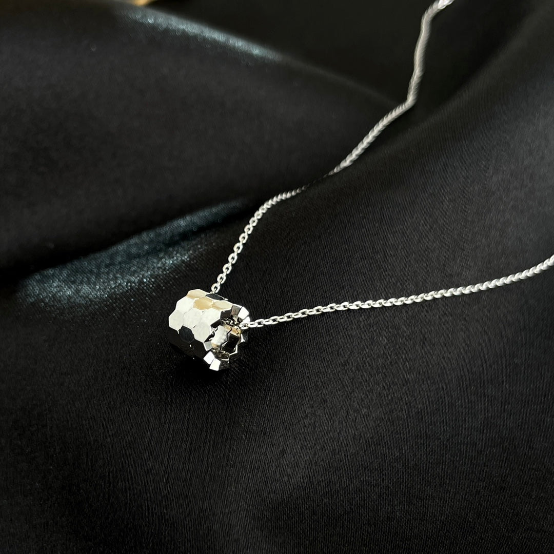 ¡®Jewelicorn¡¯BEE MINI NECKLACE