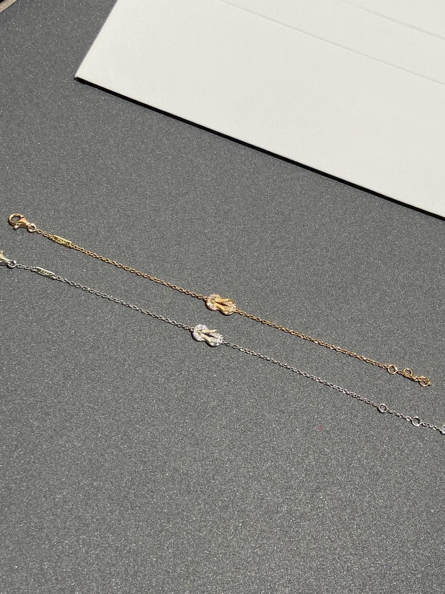 ¡®Jewelicorn¡¯CHANCE INFINIE DIAMOND BRACELET