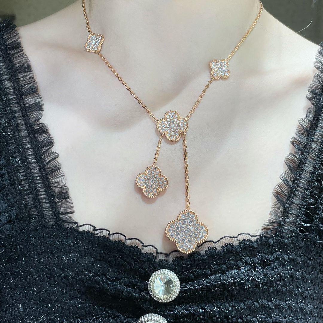 ¡®Jewelicorn¡¯CLOVER 6 MOTIF DIAMOND PAVED NECKLACE
