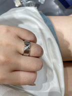 ¡®Jewelicorn¡¯LIENS EVIDENCE DIAOMOND RING