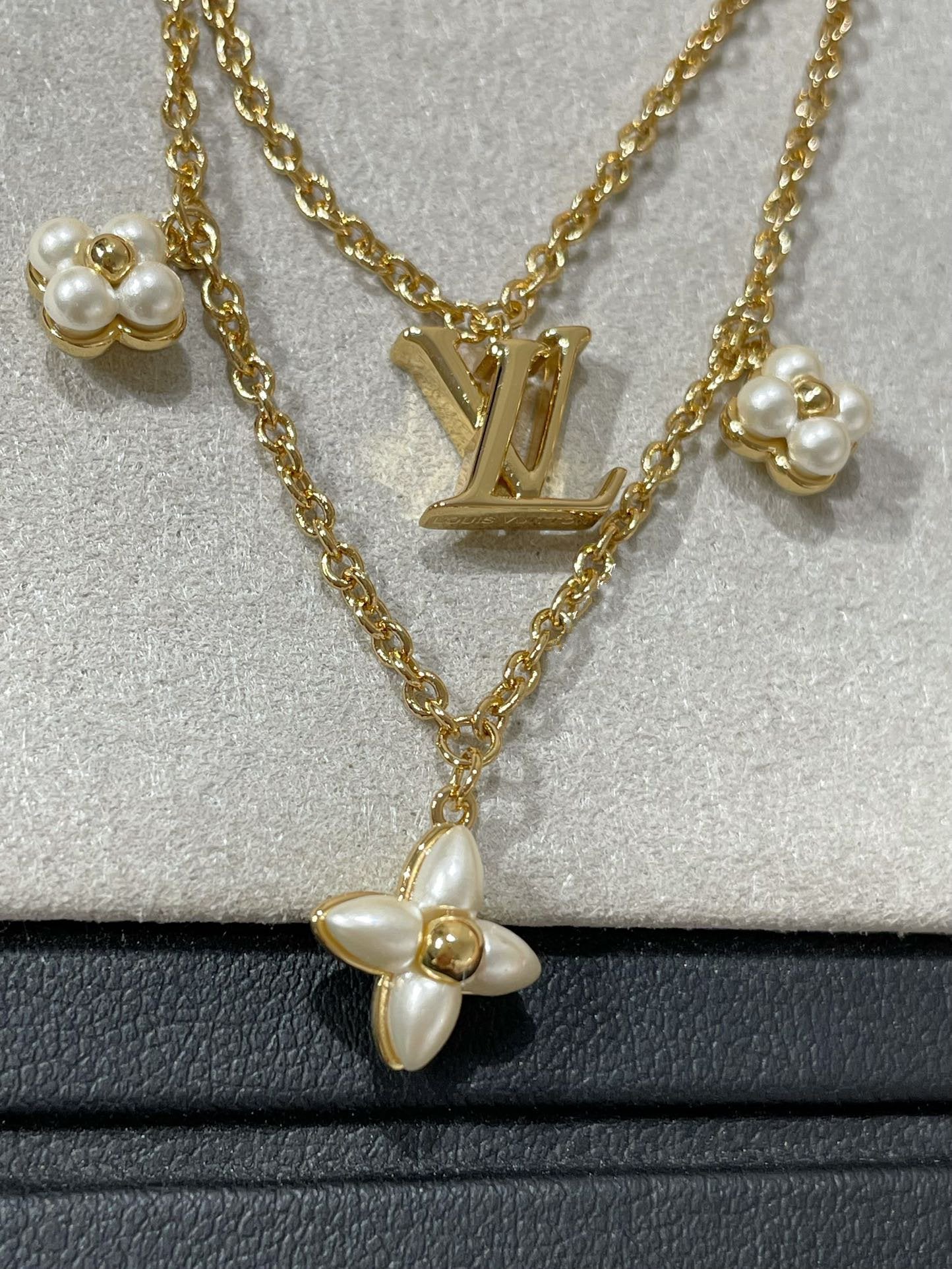 ¡®Jewelicorn¡¯FLOWERGRAM GOLD MOP DOUBLE ROW NECKLACE
