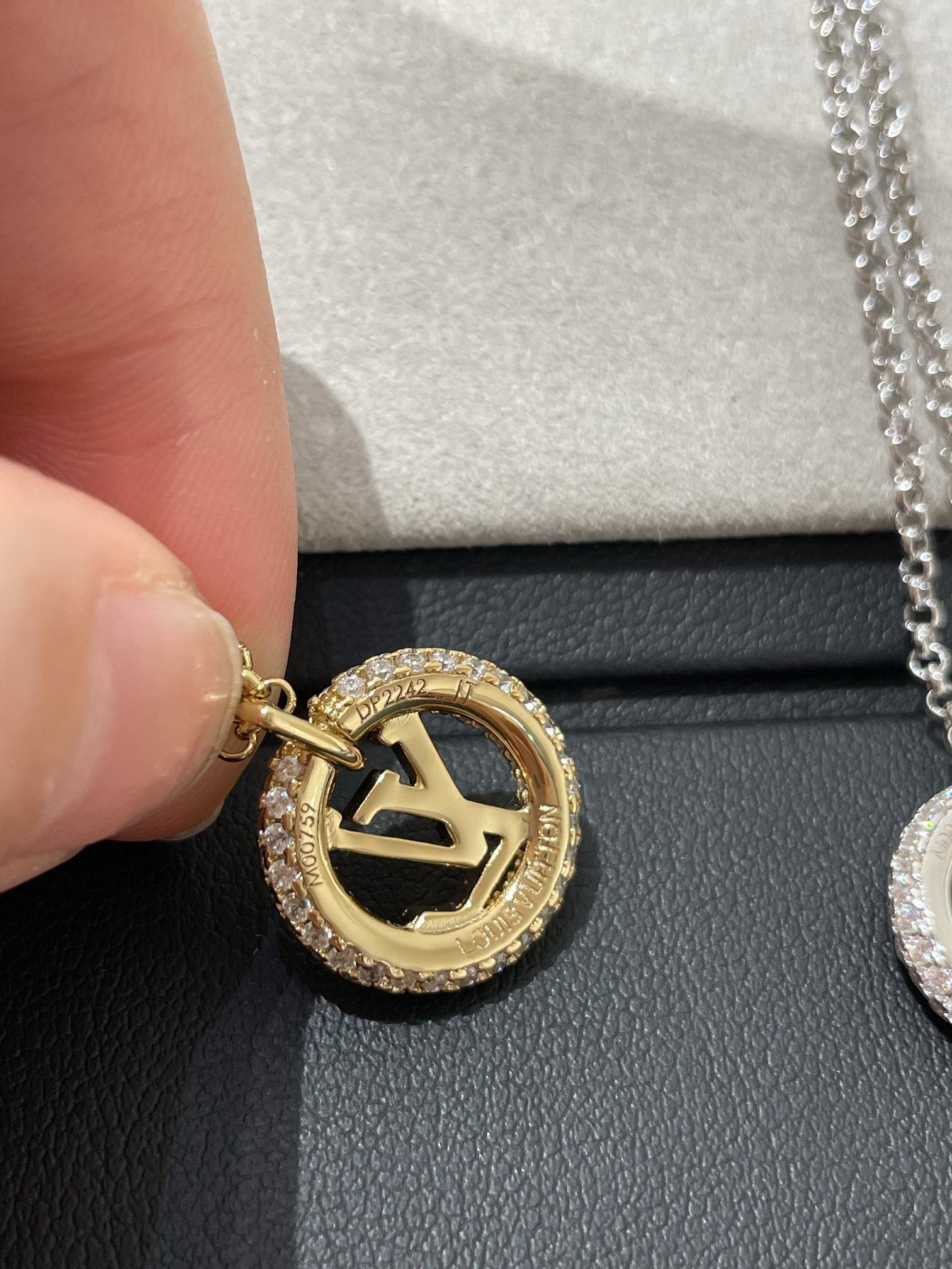 ¡®Jewelicorn¡¯BY NIGHT DIAMOND PAVED NECKLACE