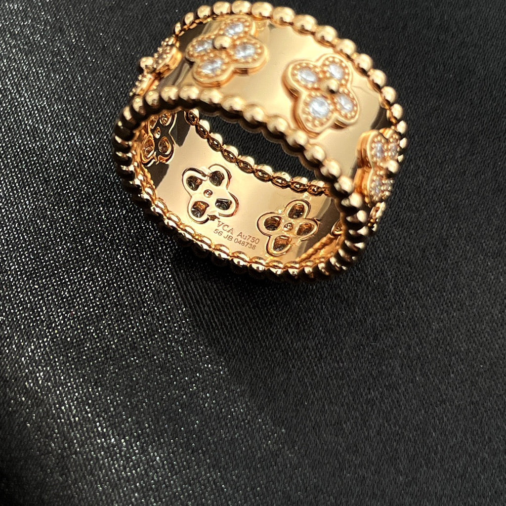 ¡®Jewelicorn¡¯PERLEE DIAMOND LARGE RING