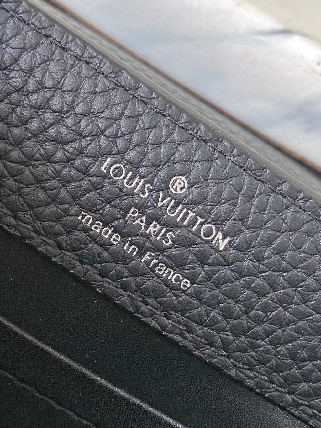 ONTHEGO 2025 NEW CLASSIC BLACK MINI HANDBAG WITH RHINESTONE EMBELLISHING