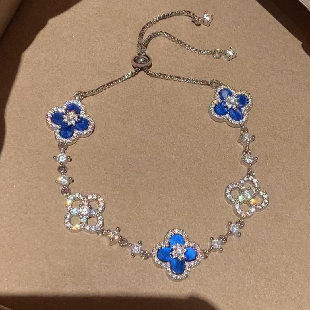 ¡®Jewelicorn¡¯CLOVER 5 MOTIF PINK BLUE RED WHITE BRACELET