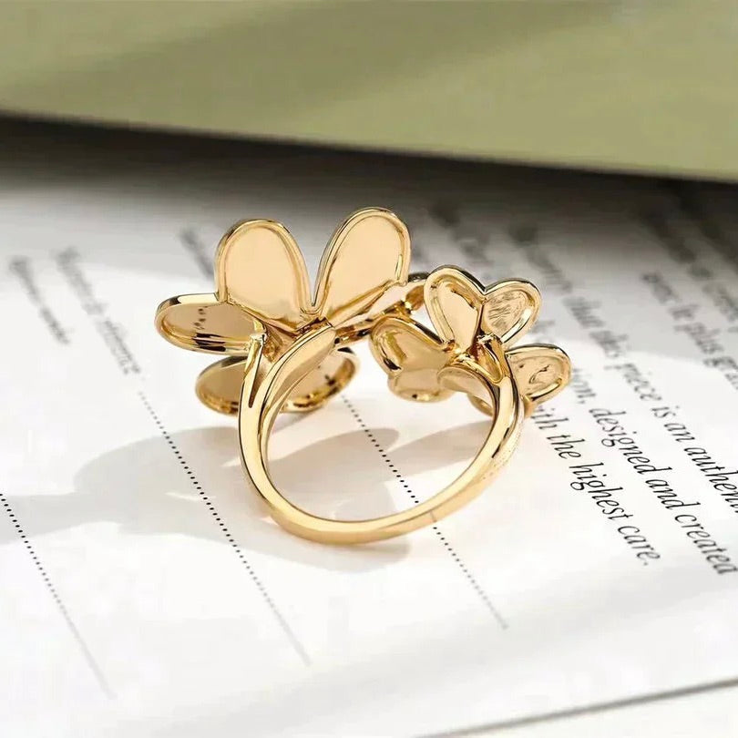 ¡®Jewelicorn¡¯CLOVER COMOS GOLD DIAMOND RING