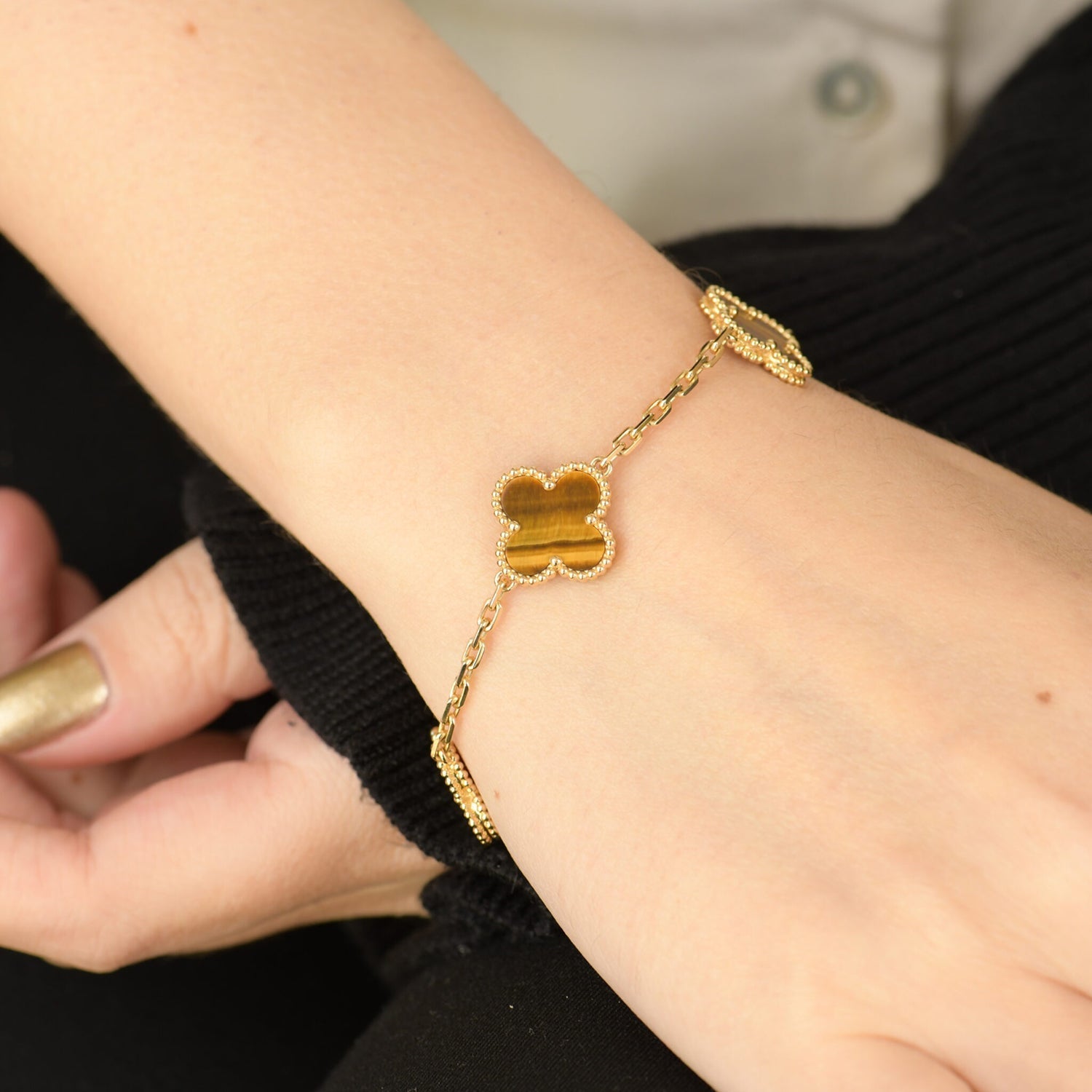 ¡®Jewelicorn¡¯CLOVER  5 MOTIFS TIGER EYE BRACELET