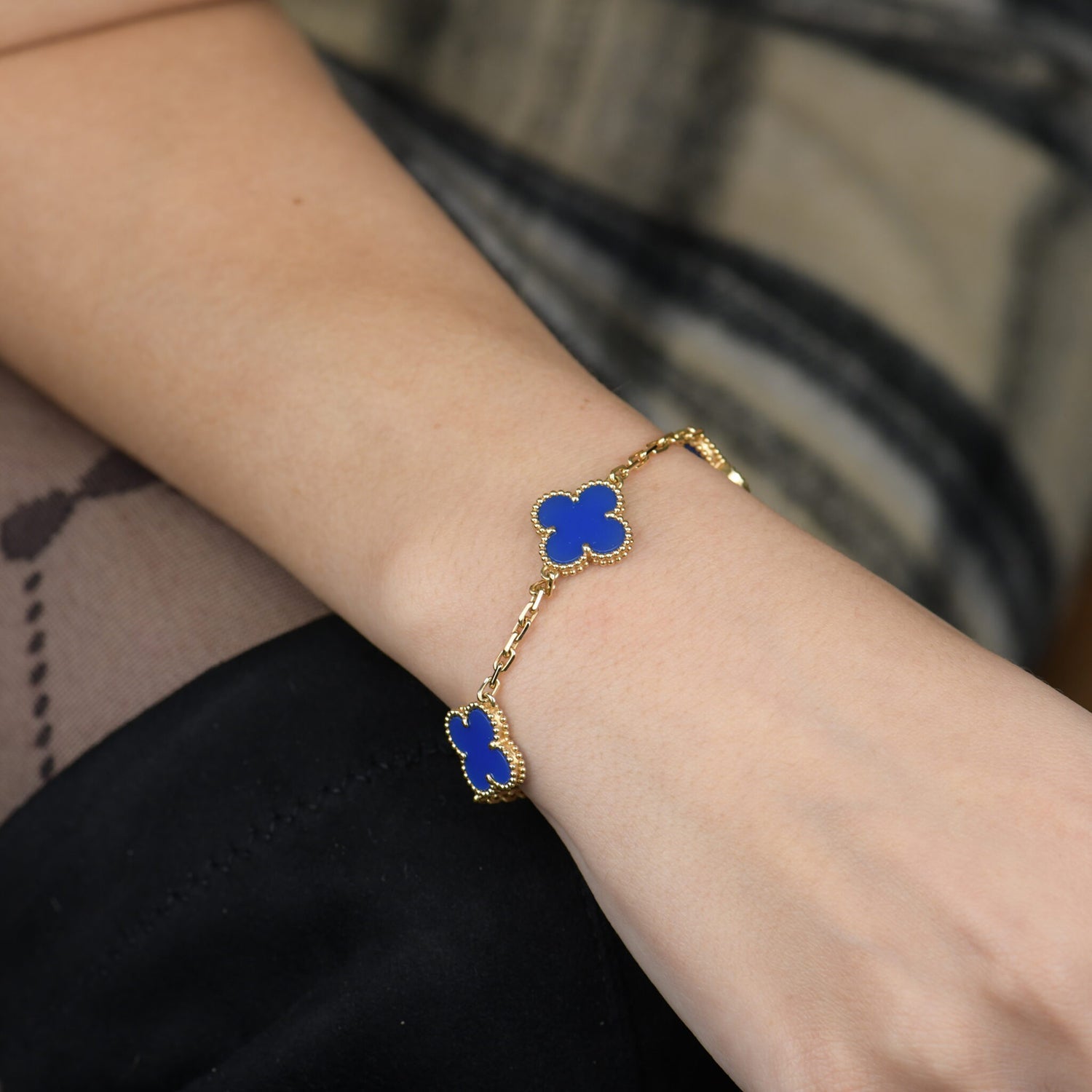 ¡®Jewelicorn¡¯CLOVER 5 MOTIFS BLUE AGATE BRACELET