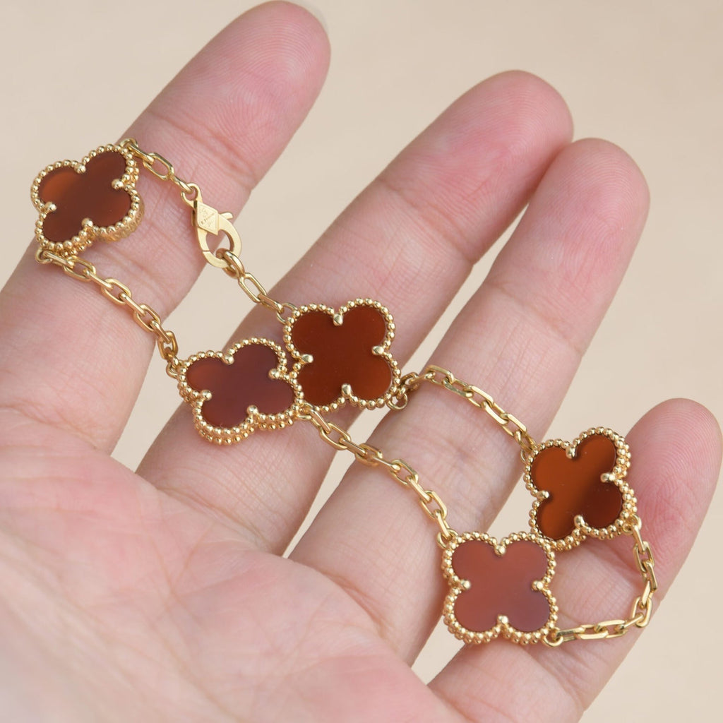 ¡®Jewelicorn¡¯CLOVER 5 MOTIFS RED AGATE  BRACELET