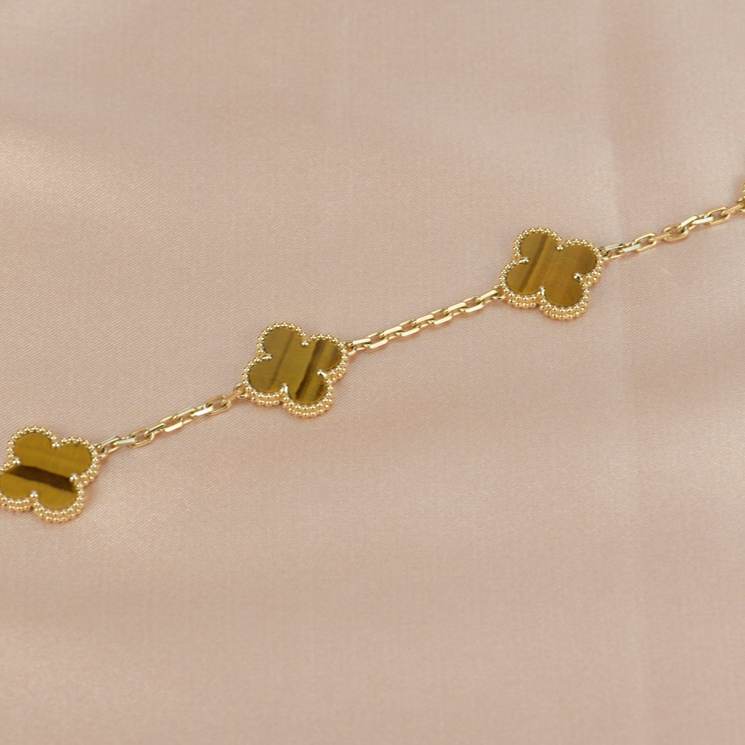 ¡®Jewelicorn¡¯CLOVER  5 MOTIFS TIGER EYE BRACELET