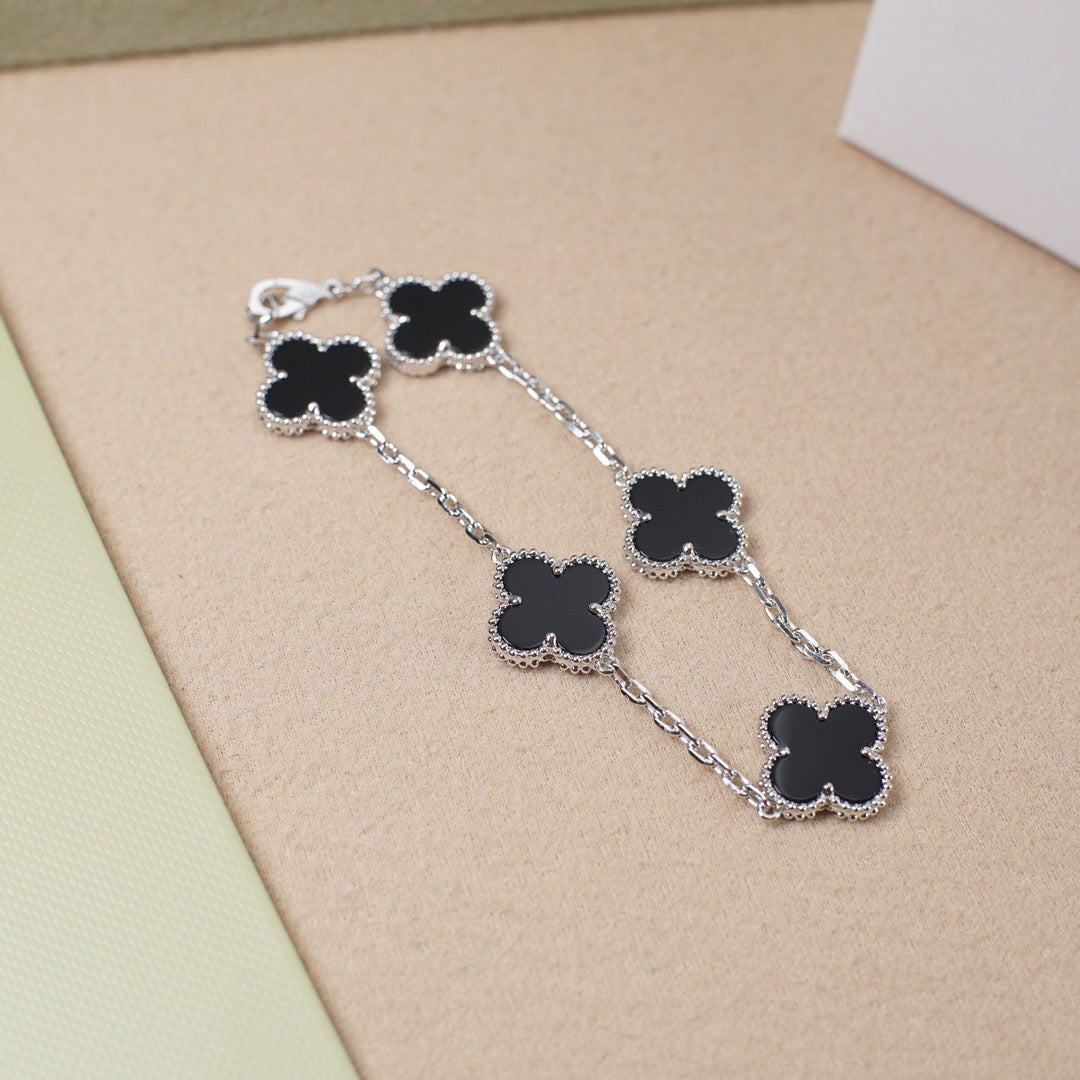 ¡®Jewelicorn¡¯CLOVER 5 MOTIF ONYXS  BRACELET SILVER