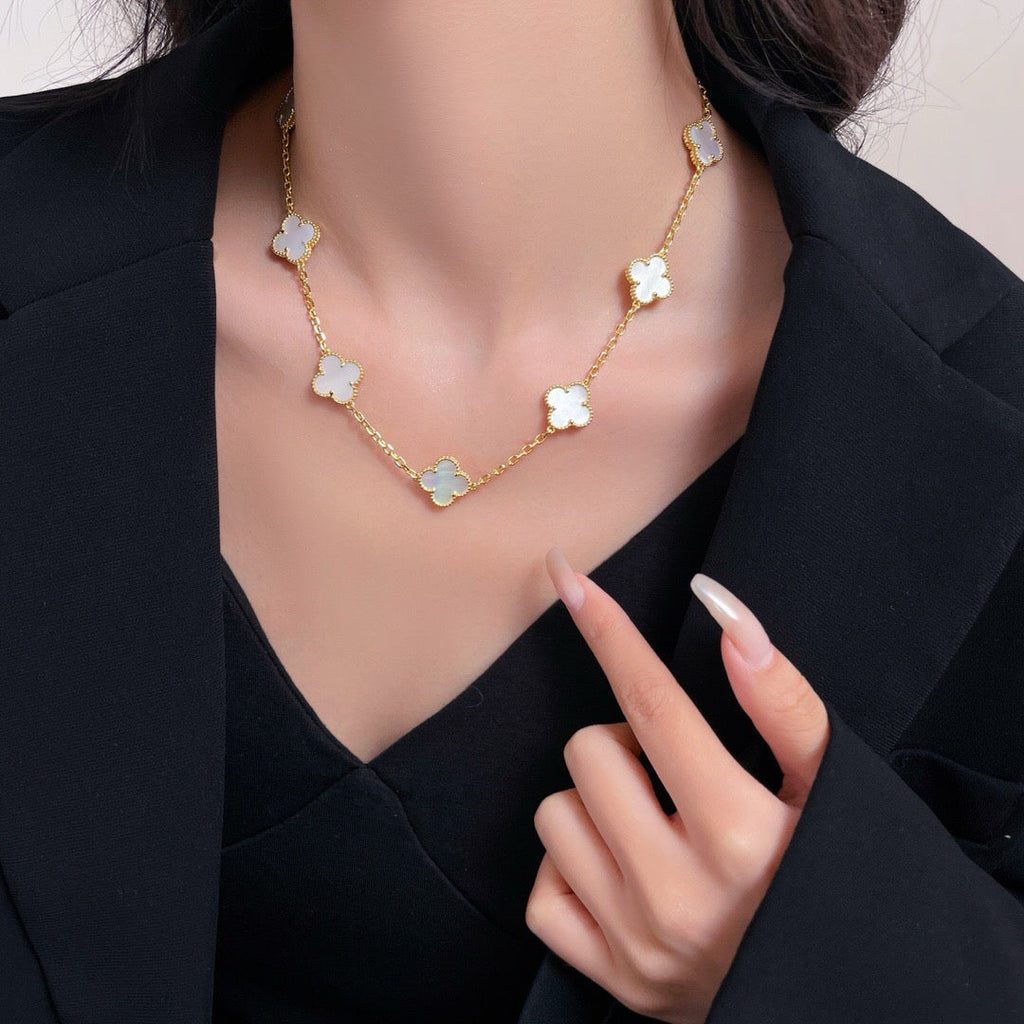 ¡®Jewelicorn¡¯CLOVER 10 MOTIFS WHITE MOTHER OF PEARL NECKLACE