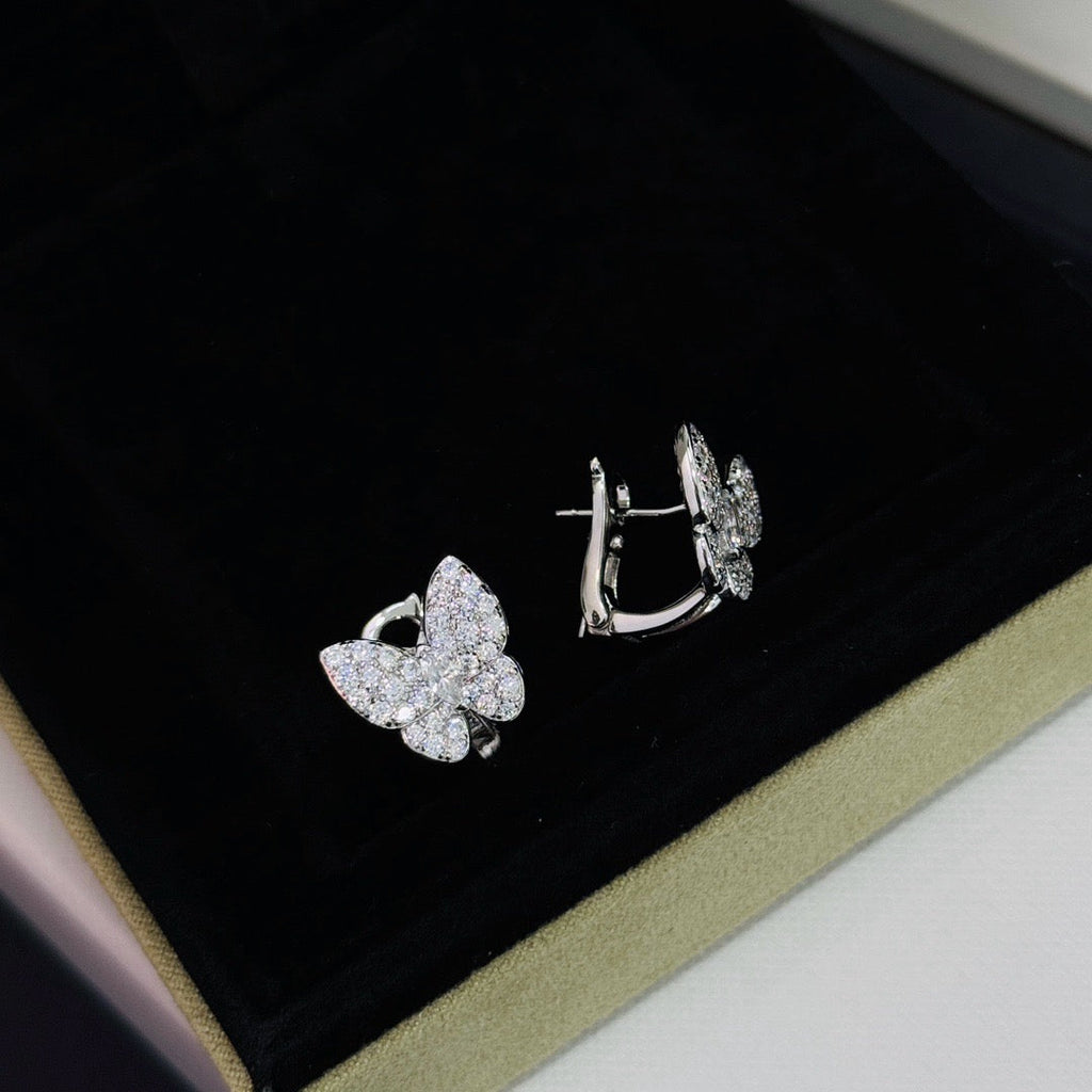 ¡®Jewelicorn¡¯BUTTERFLY ALL DIAMOND EARRINGS