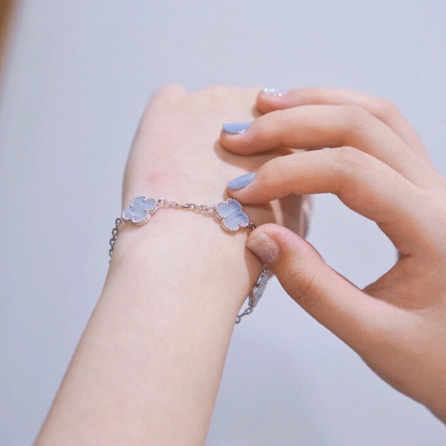 ¡®Jewelicorn¡¯CLOVER  5 MOTIF PURPLE CHALCEDONY BRACELET SILVER