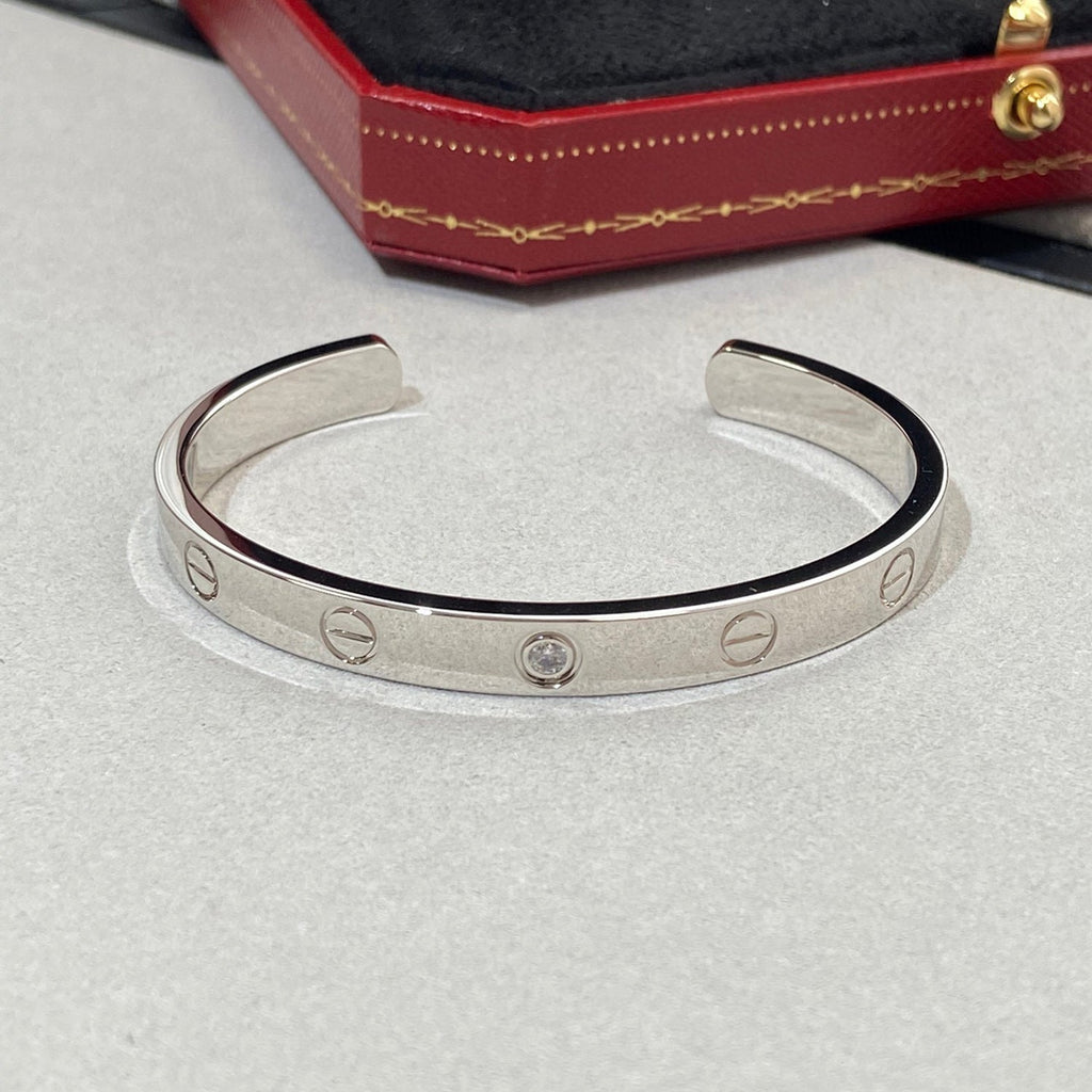 ¡®Jewelicorn¡¯LOVE BRACELET 6.1MM 1 DIAMOND OPEN CUFF