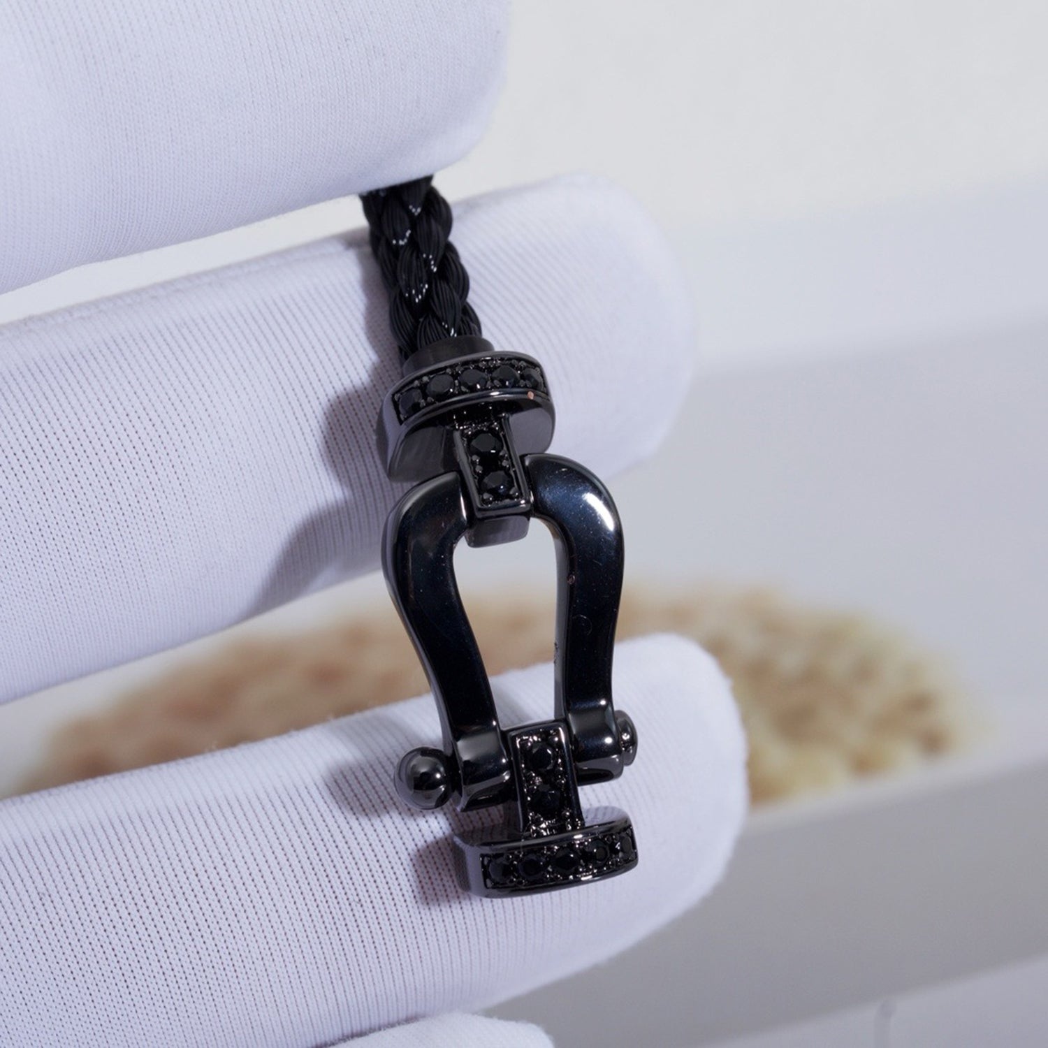 ¡®Jewelicorn¡¯FORCE LARGE SERIES HORSESHOE BLACK SAMURAI BRACELET