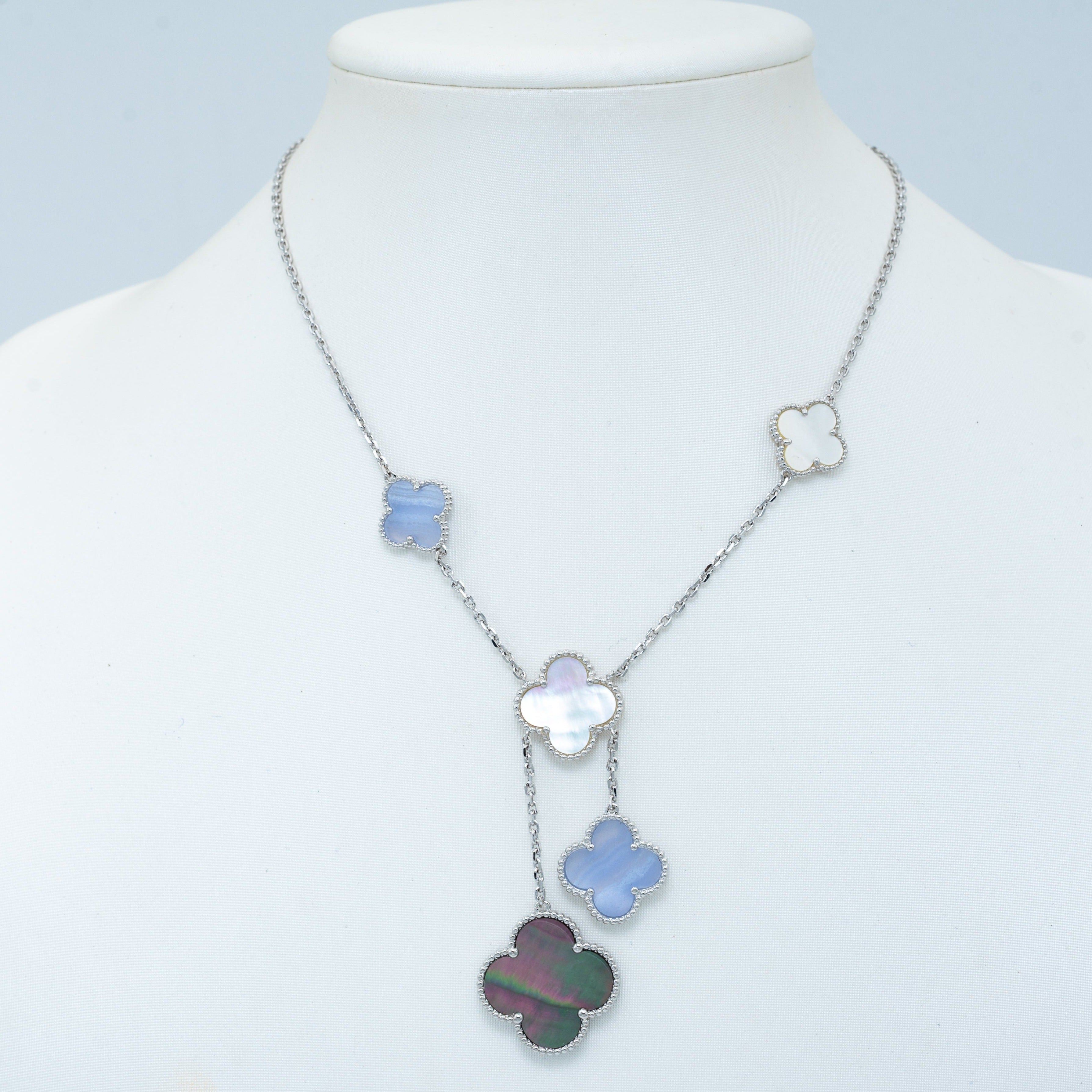 ¡®Jewelicorn¡¯CLOVER MOP CHALCEDONY NECKLACE SILVER 6 MOTIF