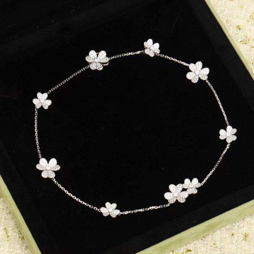 ¡®Jewelicorn¡¯FRIVOLE SILVER 9 FLOWERS NECKLACE