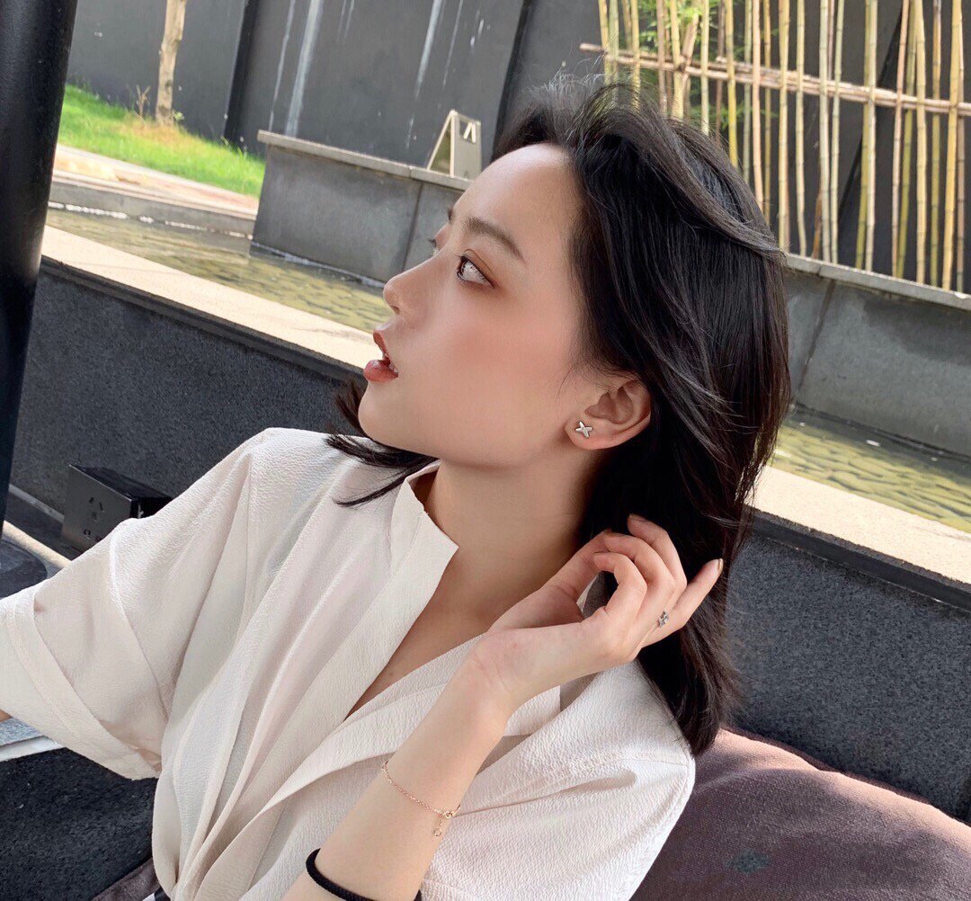 ¡®Jewelicorn¡¯JEUX DE WHITE MOP ROSE GOLD DIAMOND EARRINGS