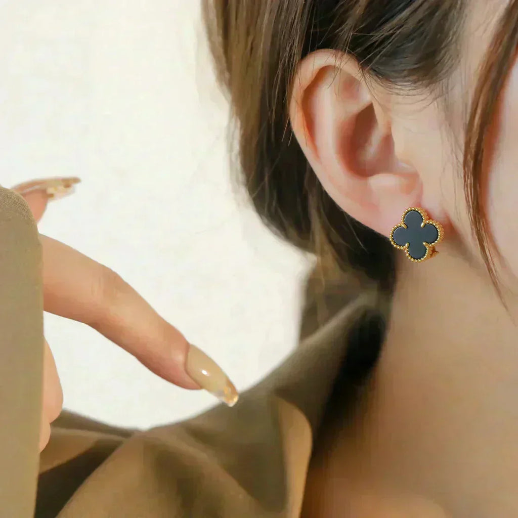 ¡®Jewelicorn¡¯CLOVER MEDIUM 1 MOTIFS  ONYX STUD EARRINGS