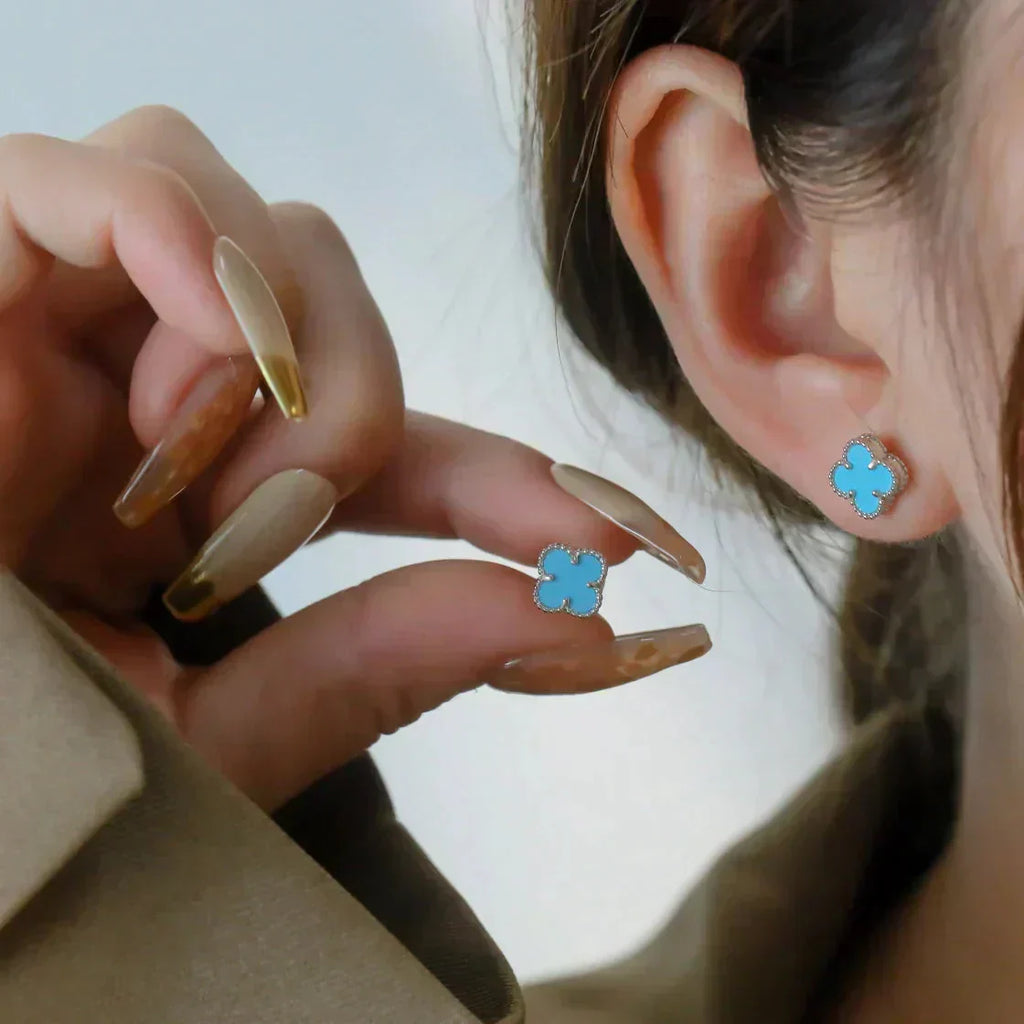 ¡®Jewelicorn¡¯CLOVER MINI 9.5MM ONYX STUD EARRINGS SILVER