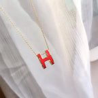 ¡®Jewelicorn¡¯HM CLIC RED ENAMEL GOLD NECKLACE