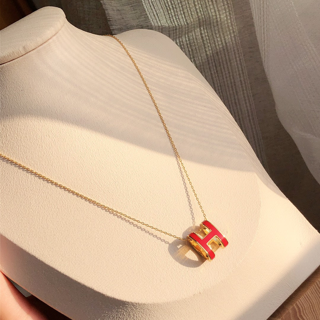 ¡®Jewelicorn¡¯HM CLIC RED ENAMEL GOLD NECKLACE