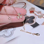 ¡®Jewelicorn¡¯FRIVOLE GOLD FLOWER DIAMOND BRACELET