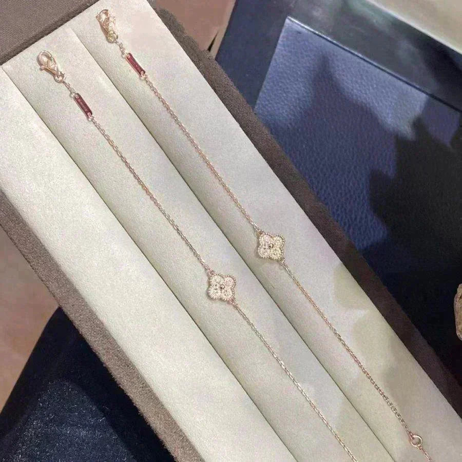 ¡®Jewelicorn¡¯CLOVER SINGLE FLOWER BRACELET