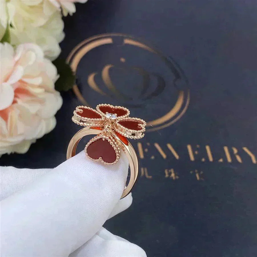 ¡®Jewelicorn¡¯SWEET CLOVER CARNELIAN RING